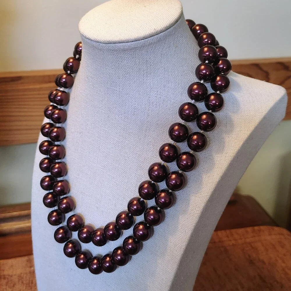 Vintage Burgundy Wine Faux Pearl Glass Bead Hand Knotted Necklace - Picture 3 of 7